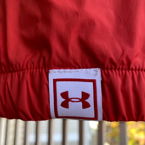 Under Armor Wind Jacket - Fleece lined LARGE - Picture 3 of 5